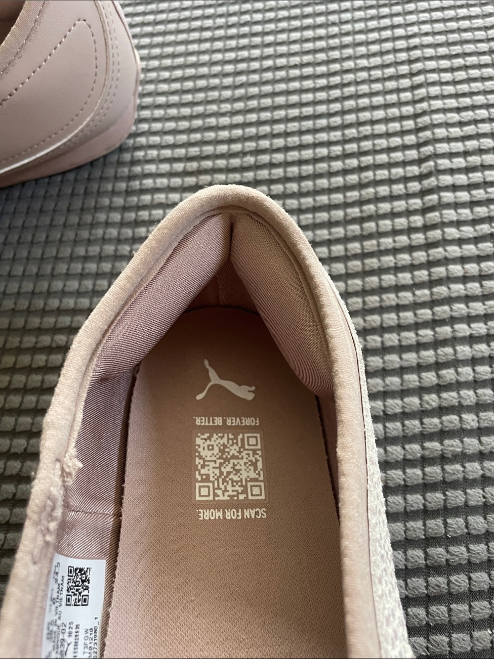 NWOT Puma Women's Light Pink Catch Soleil Ballet Flats with Cream Accents Size 8 - Picture 7 of 8